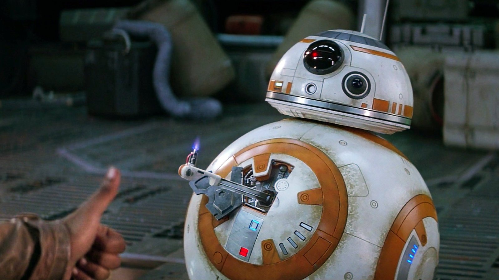 The_Force_Awakens_BB8